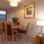 بيت للعطل Bridge 17, Within Walking Distance Of Town Centre, Strictly No Pets *